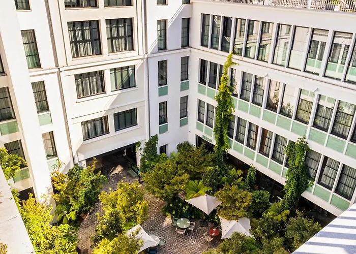 Hotel Le Grand Quartier Parigi